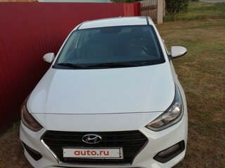 2017 Hyundai Solaris II, белый, 850000 рублей, вид 2