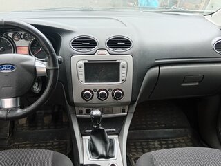 2010 Ford Focus II Рестайлинг, серый, 515000 рублей, вид 2