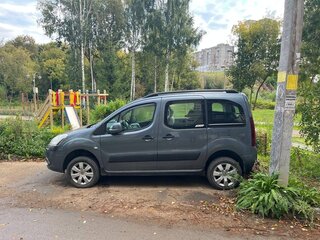 2013 Citroen Berlingo II Рестайлинг, серый, 1500000 рублей, вид 2