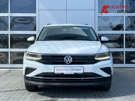 2021 Volkswagen Tiguan II Рестайлинг, белый, 2564000 рублей, вид 2