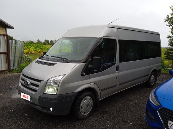 2010 Ford Transit, серебристый, 2000000 рублей - вид 12