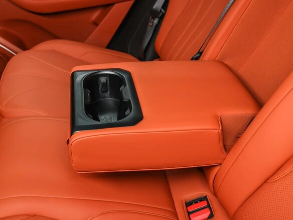 2026 Geely Galaxy M7, белый - вид 27