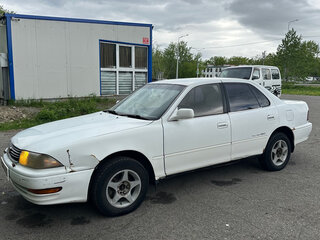 1994 Toyota Vista III (V30), белый, 250000 рублей, вид 2