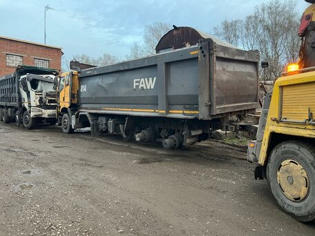 2021 FAW J6 CA3252, жёлтый, 416813 рублей, вид 4