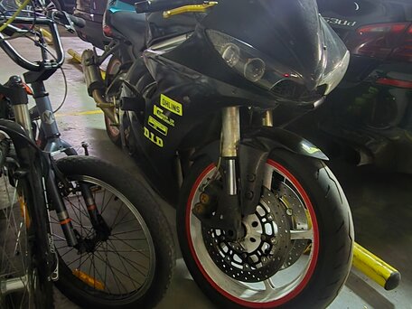 2005 Yamaha YZF-R6, чёрный, 350000 рублей, вид 2