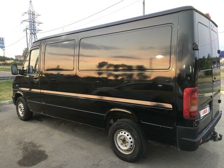 2005 Volkswagen LT, чёрный, 850000 рублей, вид 3