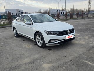2020 Volkswagen Passat B8 Рестайлинг, белый, 3550000 рублей, вид 1