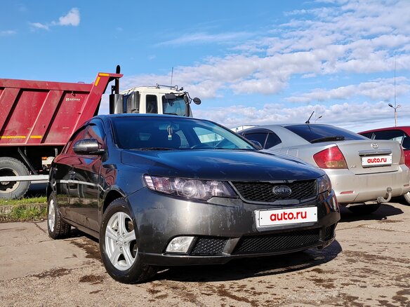 2011 Kia Cerato 6-speed II, коричневый, 490000 рублей - вид 2