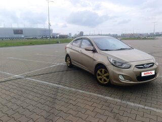 2014 Hyundai Solaris I, бежевый, 600000 рублей, вид 5