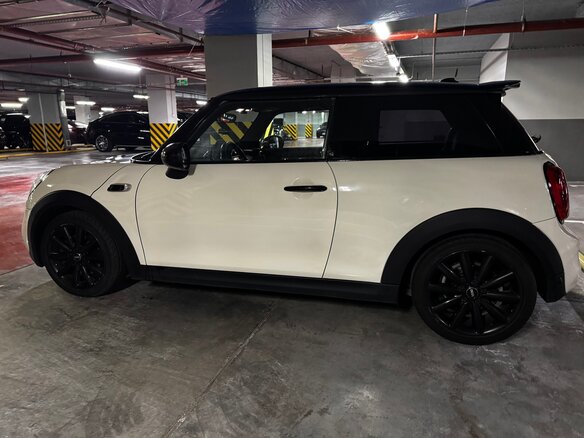 2015 Mini Hatch Cooper S III (F55/F56), белый, 1600000 рублей - вид 9