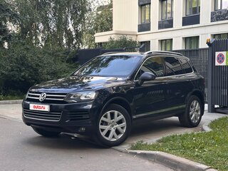 2014 Volkswagen Touareg II, синий, 2400000 рублей, вид 1