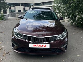 2019 Kia Optima IV Рестайлинг, красный, 1850000 рублей, вид 2