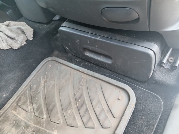 2004 Renault Scenic II, серый, 560000 рублей - вид 11