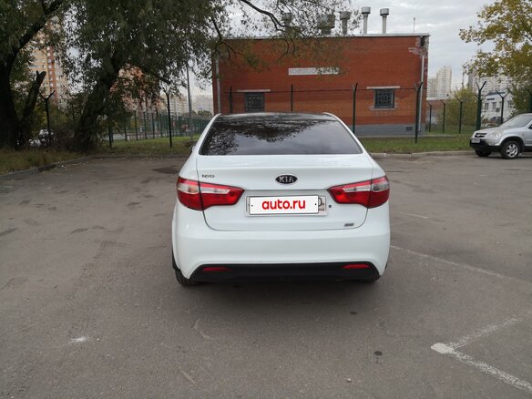2012 Kia Rio III, белый, 610000 рублей - вид 5