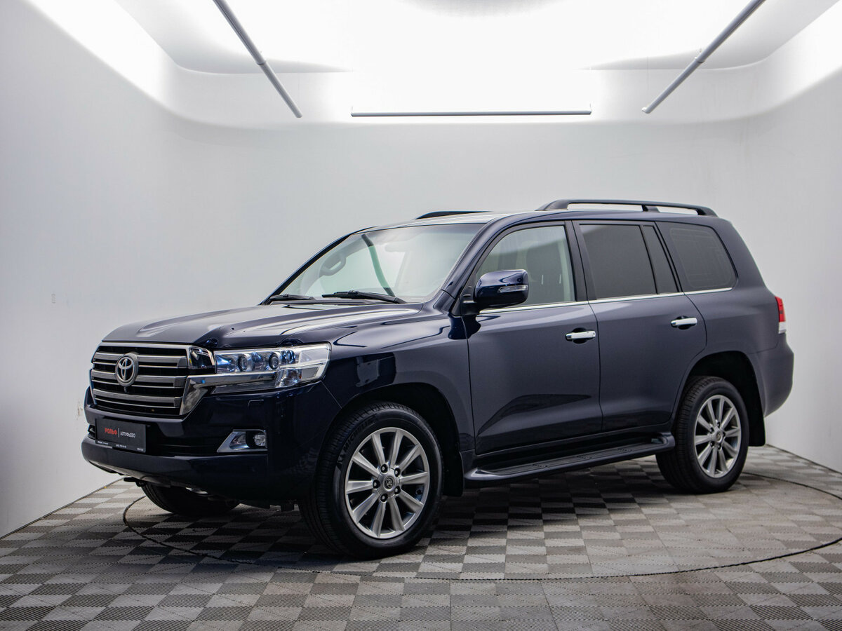 Открыть фотографии: Toyota Land Cruiser 200 Series Рестайлинг 2