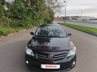 2011 Toyota Corolla X (E140, E150) Рестайлинг, чёрный, 1550000 рублей, вид 3