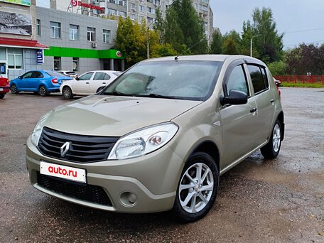 2012 Renault Sandero I, бежевый, 450000 рублей, вид 1