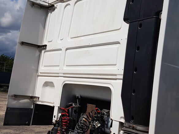 2007 DAF XF 105, белый, 2500000 рублей - вид 10
