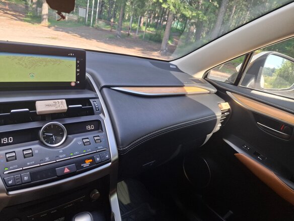 2018 Lexus NX 300 I Рестайлинг, белый, 4100000 рублей - вид 9