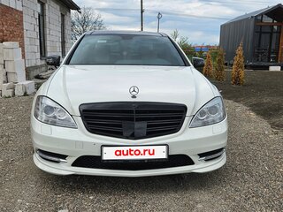 2007 Mercedes-Benz S-Класс 320 V (W221), белый, 2400000 рублей, вид 1