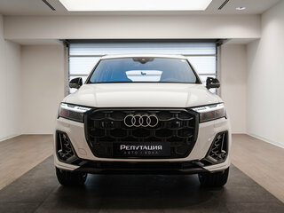 2025 Audi Q7 55 TFSI II (4M) Рестайлинг 2, белый, 12250000 рублей, вид 2