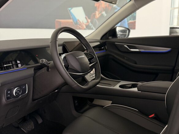 2026 Jaecoo J6, чёрный, 2749000 рублей - вид 4