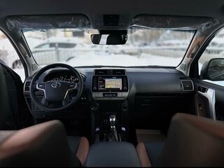 2023 Toyota Land Cruiser Prado 150 Series Рестайлинг 3, чёрный, 6500000 рублей, вид 5