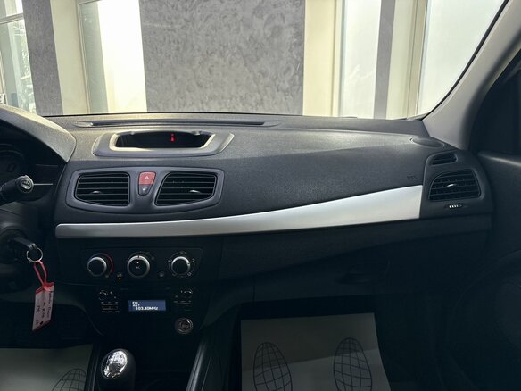 2014 Renault Fluence I Рестайлинг, белый - вид 21