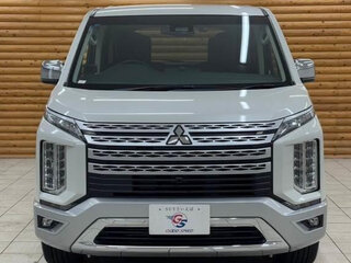 2023 Mitsubishi Delica D:5 I Рестайлинг, серебристый, 2190000 рублей, вид 2