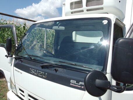 2005 Isuzu Elf (N-series), белый, 2100000 рублей, вид 5