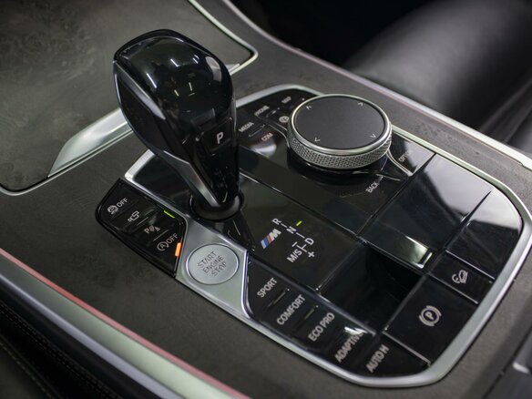 2019 BMW X5 M50d IV (G05/G18), синий, 5700000 рублей - вид 12