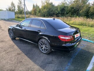 2012 Mercedes-Benz E-Класс 200 7G-Tronic IV (W212, S212, C207), чёрный, 1500000 рублей, вид 4