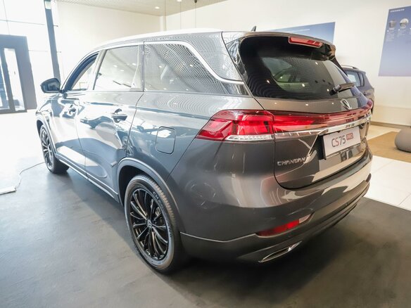 2026 Changan CS75 Pro, серый, 3055000 рублей - вид 1