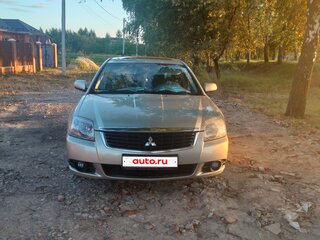 2008 Mitsubishi Galant IX Рестайлинг, бежевый, 900000 рублей, вид 3