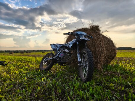 2024 BSE Z1, чёрный, 125000 рублей, вид 4