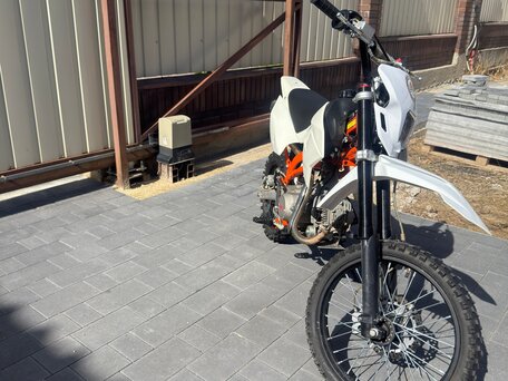 2024 Kayo Basic TT125, белый, 70000 рублей, вид 3