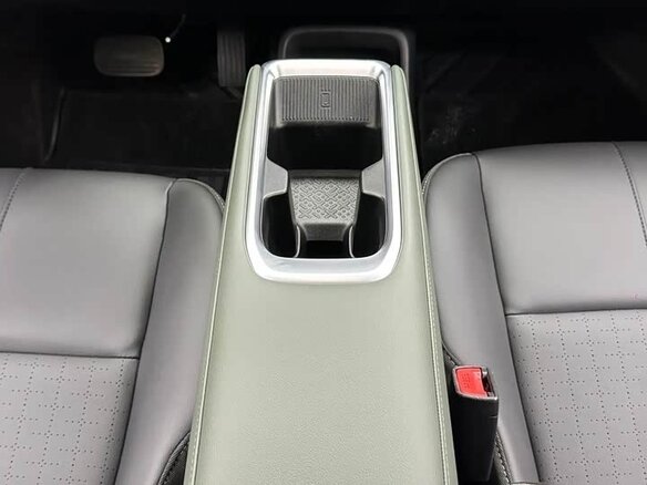 2025 Baojun Yep Plus, зелёный - вид 18
