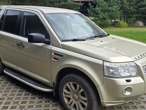 2008 Land Rover Freelander II, бежевый, 800000 рублей - вид 2