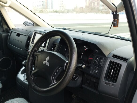 2009 Mitsubishi Delica D:5 I, серый, 1400000 рублей - вид 7