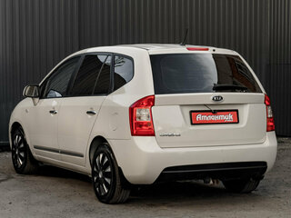 2009 Kia Carens II (UN), бежевый, 620000 рублей, вид 4
