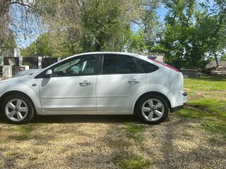 2006 Ford Focus II, белый, 610000 рублей, вид 5