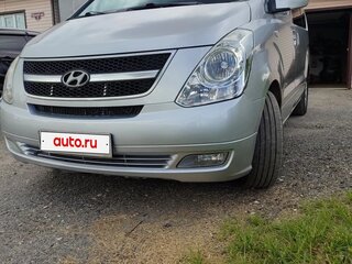 2010 Hyundai Grand Starex I, серый, 1300000 рублей, вид 2
