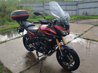 2015 Yamaha MT-09 Tracer (FJ-09), красный, 700000 рублей, вид 1
