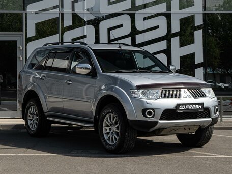 Mitsubishi Pajero Sport II