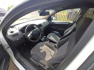 2012 Opel Astra H Рестайлинг, белый, 600000 рублей, вид 5