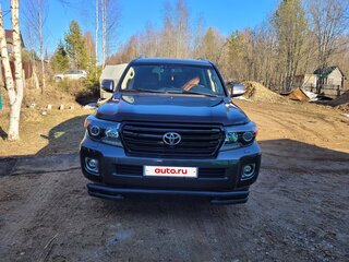 2014 Toyota Land Cruiser 200 Series Рестайлинг 1, серый, 3600000 рублей, вид 1