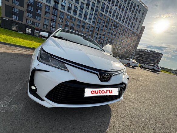 2019 Toyota Corolla XII (E210), белый - вид 3