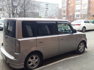 2000 Toyota bB I, серебристый, 404000 рублей, вид 3