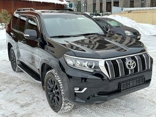 2017 Toyota Land Cruiser Prado 150 Series Рестайлинг 2, чёрный, 4350000 рублей, вид 3