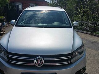2012 Volkswagen Tiguan I Рестайлинг, серебристый, 900000 рублей, вид 1